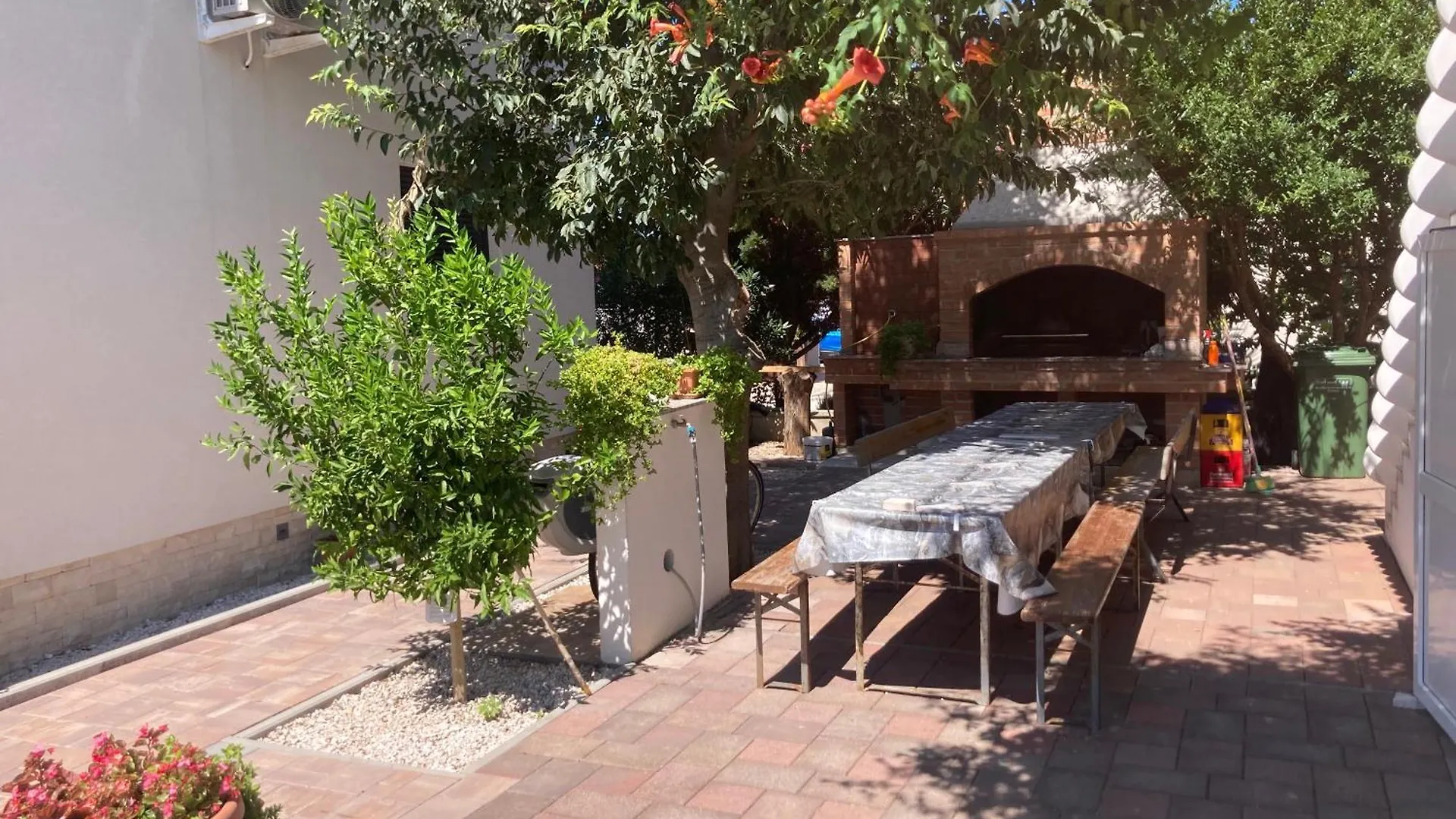 شقة Apartmani Lacic فير